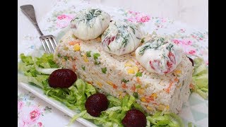 سلطة الأرز بمقادير جد بسيطة بتقديم راقي و مذاق و لااا أروع salade de riz [upl. by Camroc576]