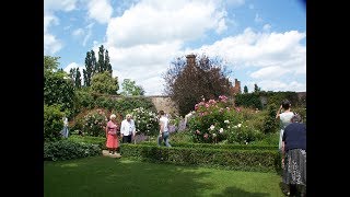 Sissinghurst Garden Teil 2  The Rose Garden Der Rosengarten [upl. by Lathrope]