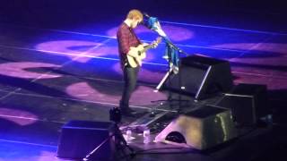 Ed Sheeran  Wild Mountain Thyme  Glasgow SSE Hydro 30102014 [upl. by Chirlin]