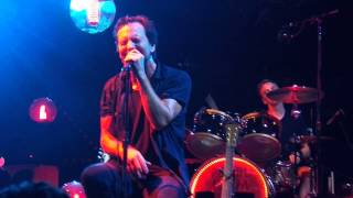 Pearl Jam  Parachutes  London ON July 16 2013 [upl. by Rolyak]