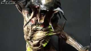 AVPR Aliens vs Predator Requiem Predalien vs Predator HOT TOYS HD [upl. by Cacie]