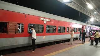 New DelhiTambaram G T Exp amp BarauniErnakulam Rapti Sagar Exp at Vijayawada Rly Stn [upl. by Los832]