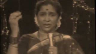 YUN SAJA CHAND  ASHA BHOSLE LIVE [upl. by Dedra541]