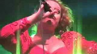 Lady Kier sings good Beat 2006 [upl. by Ennalyrehc]