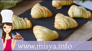 Sfogliatelle salsiccia e friarielli la ricetta di Misya [upl. by Innek]