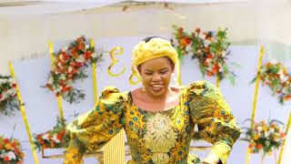 NIGERIAN WEDS KAMBA  ESTHER amp AKEEM TRADIONAL WEDDING SONG BY STELLA MENGELE [upl. by Center]