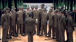 Coro Brigata Alpina Julia saluto dei congedanti scaglione 303 Arnoffi Dalla Gassa Elba [upl. by Nannah]