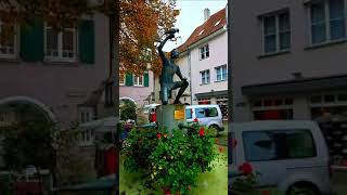 Überlingen  hier der TschakeBrunnen am Pflummernplatz [upl. by Aida211]