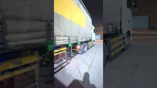 How to park a large trailer in Saudi Arabia large trailer park saudiarabia [upl. by Attennyl]