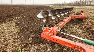 onLand ploughing with Kverneland PN100 9furrow [upl. by Nahamas228]