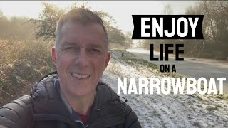 40 Narrowboat Living Not going to Plan Trapped in a Frozen Marina [upl. by Marlo]