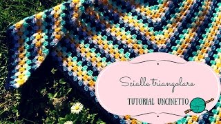 Scialle triangolare della nonna a uncinetto Granny Triangular Shawl crochet [upl. by Allbee]