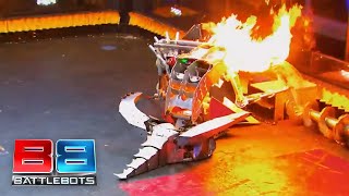 HES COOKING  Warhead vs Obwalden Overlord  BattleBots [upl. by Payson]