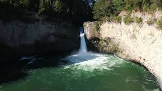 Impresionantes imágenes del Salto Nilahue con Drone DJI Lago Ranco Región de Los Ríos [upl. by Enomed]