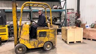 Lot 1 Towmaster Forklift [upl. by Mercola]