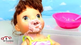 Baby Alive Messy Breakfast Feeding and Diaper Change [upl. by Olivie]