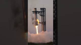 SpaceX amazing Superheavy Booster landing Oct 13 2024 [upl. by Amar]