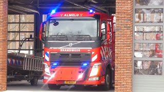 Brandweer Amelo met spoed uit naar Voertuig te Water in Tubbergen [upl. by Leirej]