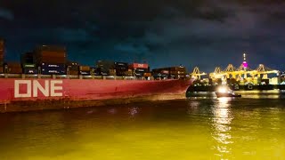 ONE Ocean Network Express Berthing  ship into position and securing it using ropes or lines [upl. by Preciosa]