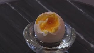 How To Make Eggs With Runny Yolks [upl. by Nidya]