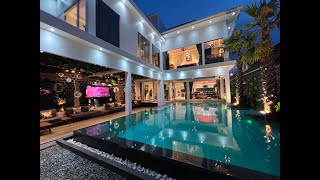 Art Pool Villa Pattaya [upl. by Okiam]