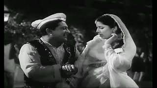 Shaam Dhale Khidki Tale Tum City Bajana Chod Do Song  Bhagwan Dada  Geeta Bali  Lata Mangeshkar [upl. by Adnauqahs]