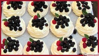 Mini Pavlova se šlehačkou [upl. by Ahsaf395]