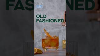 ▶️ Klasik kokteyllerde bugün günlerden Old Fashioned 🥃 shorts oldfashioned whiskey [upl. by Bernat]