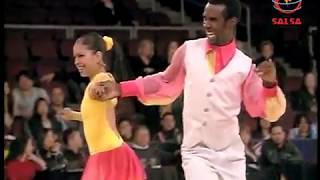 1st World Salsa Championships Cabaret Division Las Vegas 2005 Ricardo Murillo y Viviana Vargas [upl. by Abeu]