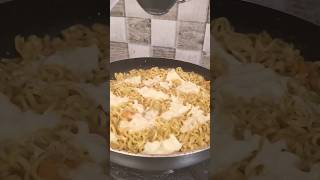 Noodles in rainy days ❤️🫰youtube shorts youtubeshorts food foodlover noodles [upl. by Hyatt]