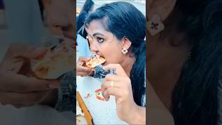 അമ്മേ ഇങ്ങനെയല്ല അമ്മേ pizza കഴിക്കുന്നത്😂😂😂 shortsfeed shortvideos shorts [upl. by Ydner98]