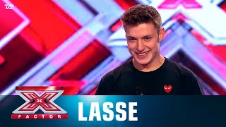 Lasse synger ’Sex on Fire’  Kings of Leon 6 Chair Challenge  X Factor 2022  TV 2 [upl. by Strep843]