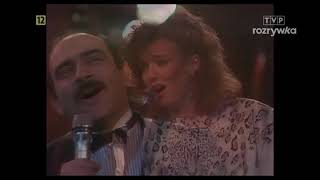 Andrzej Zaucha i Hanna Banaszak  Chwile live 1986 [upl. by Deacon]