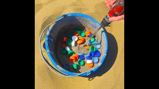 I rifiuti trovati in spiaggia si trasformano in un utile cestino ♻️ [upl. by Allehcram]