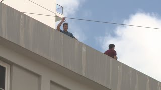 Blake Wallenda from World Renown Circus Family performs first skywalk in Hawaii [upl. by Maynard]