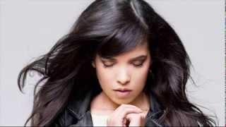 Indila  BKG Qualité CDnew release radio edit [upl. by Ylsew]