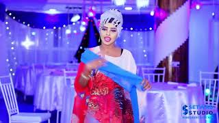 Qaali Ladan heestii Wuu i Daadaheeyaa Official Video 2019 [upl. by Bank276]