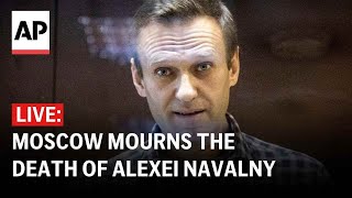 LIVE People in Moscow pay tribute to Alexei Navalny [upl. by Naivatco785]