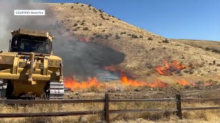 Boise Firefighters use back burning to protect homes from the Valley Fire [upl. by Valera166]