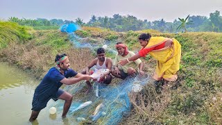 বহুদিন পর বাড়ির ঘেরে জাল টেনে মাছ ধরলামও মায়ের হাতে অসাধারন রান্না খেলাম [upl. by Zile]