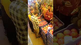 bandrol मंडी अनार की बोली चली है kulluvalley streetfood [upl. by Ahseyt]