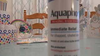 AQUAPHOR HEALING BALM STICK UNSCENTED REVIEW [upl. by Varick801]