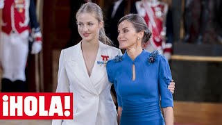 El espontáneo y cariñoso abrazo de la princesa Leonor a su madre la reina Letizia [upl. by Marilee]