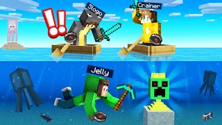 Minecraft SPEEDRUNNER vs HUNTERS On WATER [upl. by Anan43]