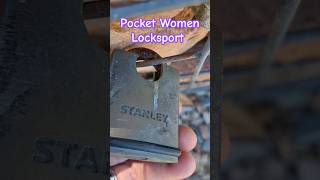 Stanley Brass 50mm CS padlock  Lock rock wall Townsville  Lock Explore locksport [upl. by Guglielma]