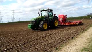 John Deere 8370R With Vaderstad Rapid 800 Drill [upl. by Atnohs]