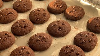 Super Easy Chocolate Chip Cookies recipe 🤤🍪 [upl. by Harrod]