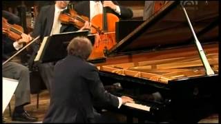 Mozart Piano Concert Nr 23 in A Dur KV 488 Rudolf Buchbinder Piano amp Conducter Wiener P [upl. by Kantos]