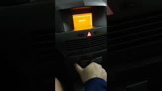 display safe astra h radio cd30  ajuda [upl. by Ymrej]