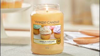 Yankee Candle Vanilla Cupcake 🧁 [upl. by Ines]